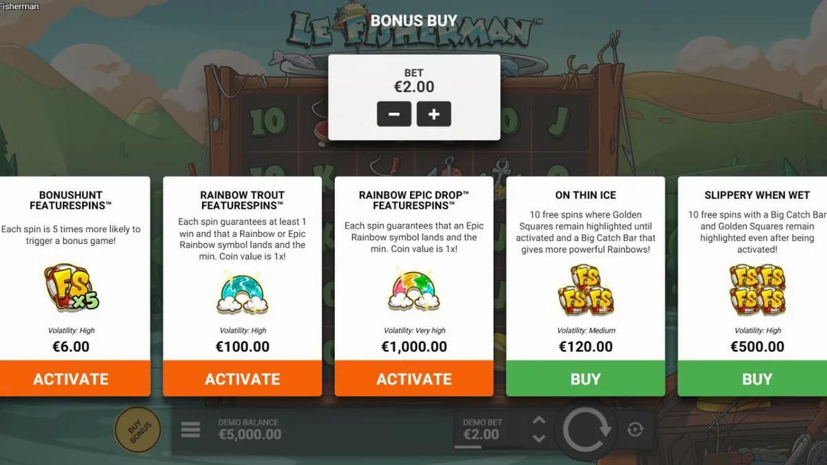 Smokey o guaxinim pescando no slot Le Fisherman